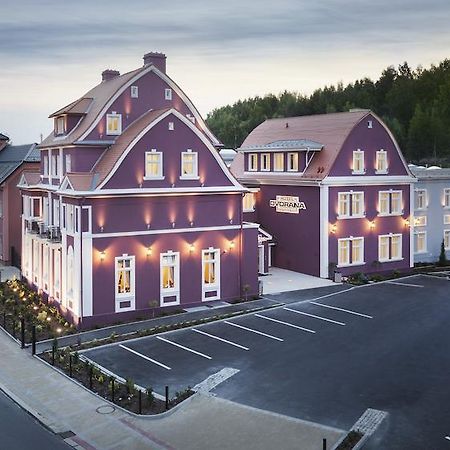 Hotel Dvorana Karlowe Wary Zewnętrze zdjęcie