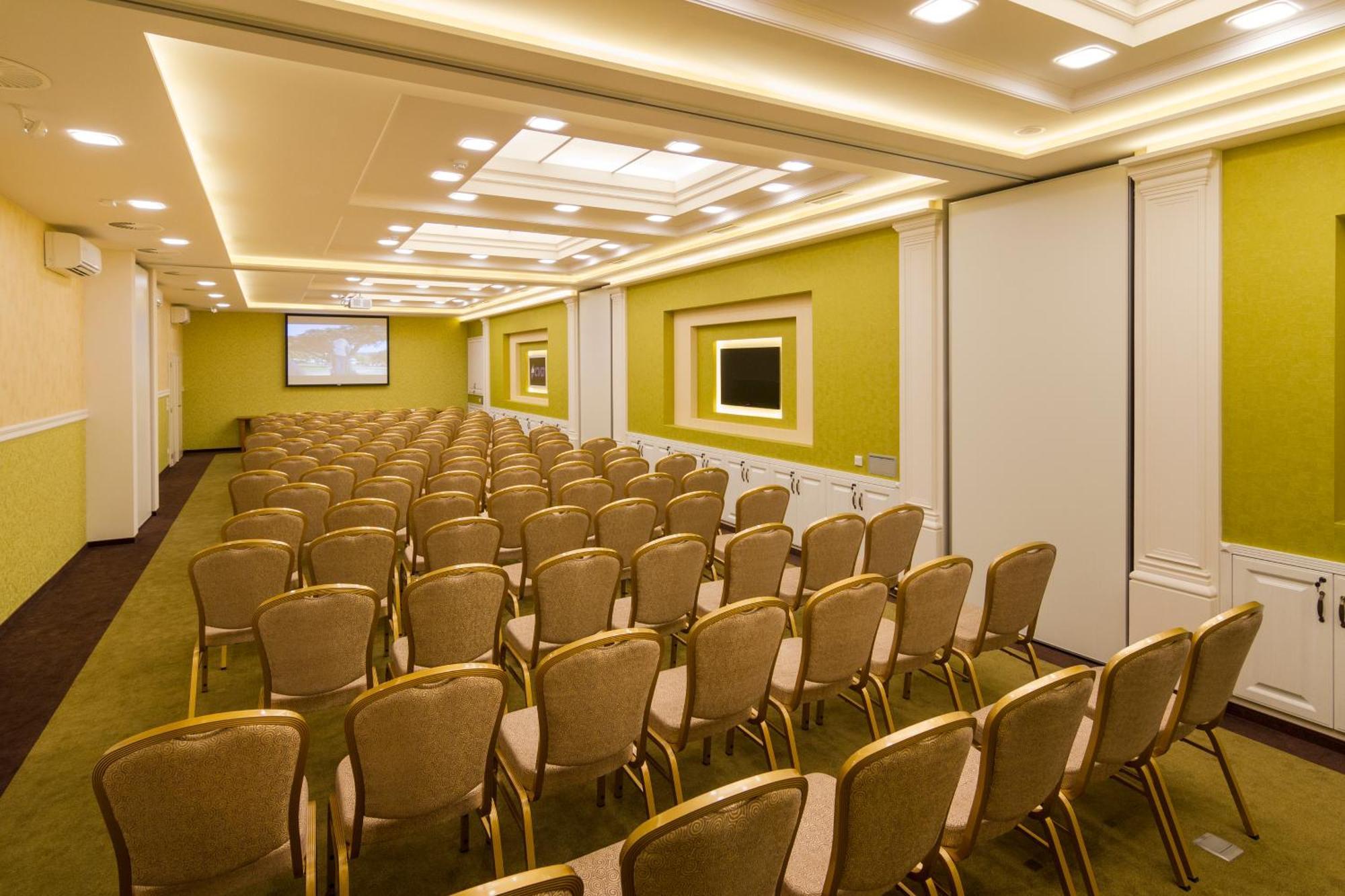 Hotel Dvorana Karlowe Wary Zewnętrze zdjęcie