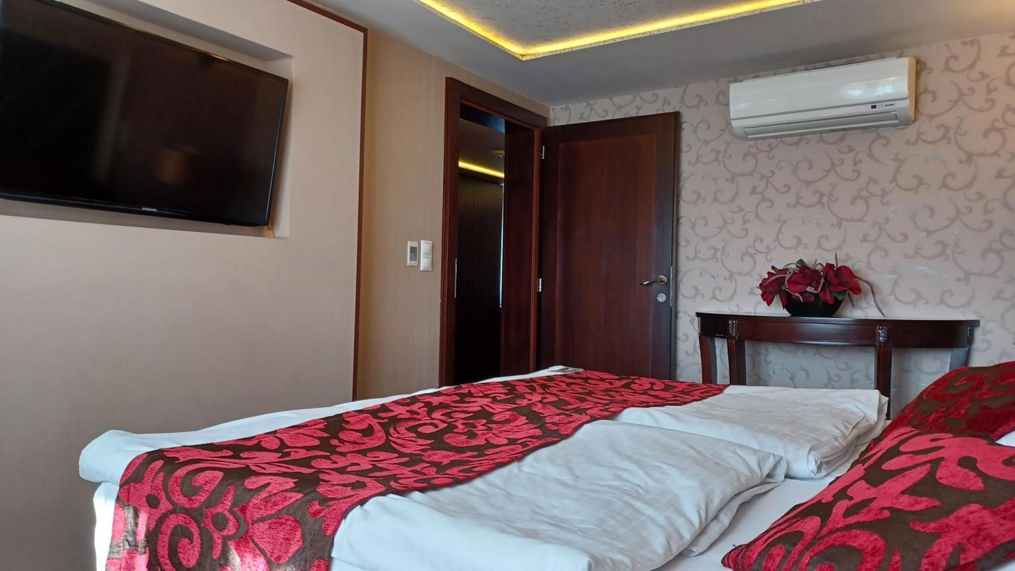 Hotel Dvorana Karlowe Wary Zewnętrze zdjęcie