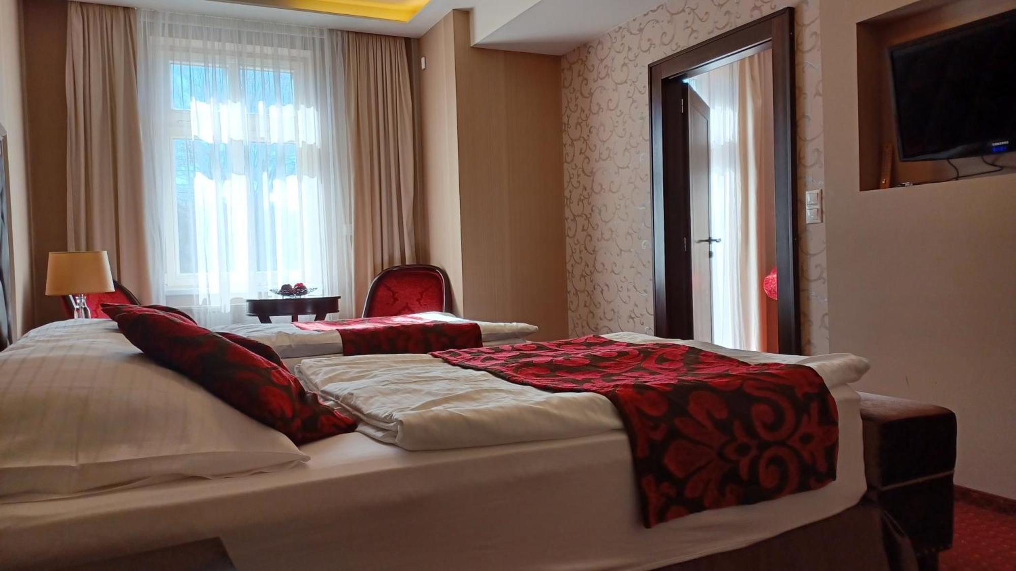 Hotel Dvorana Karlowe Wary Zewnętrze zdjęcie