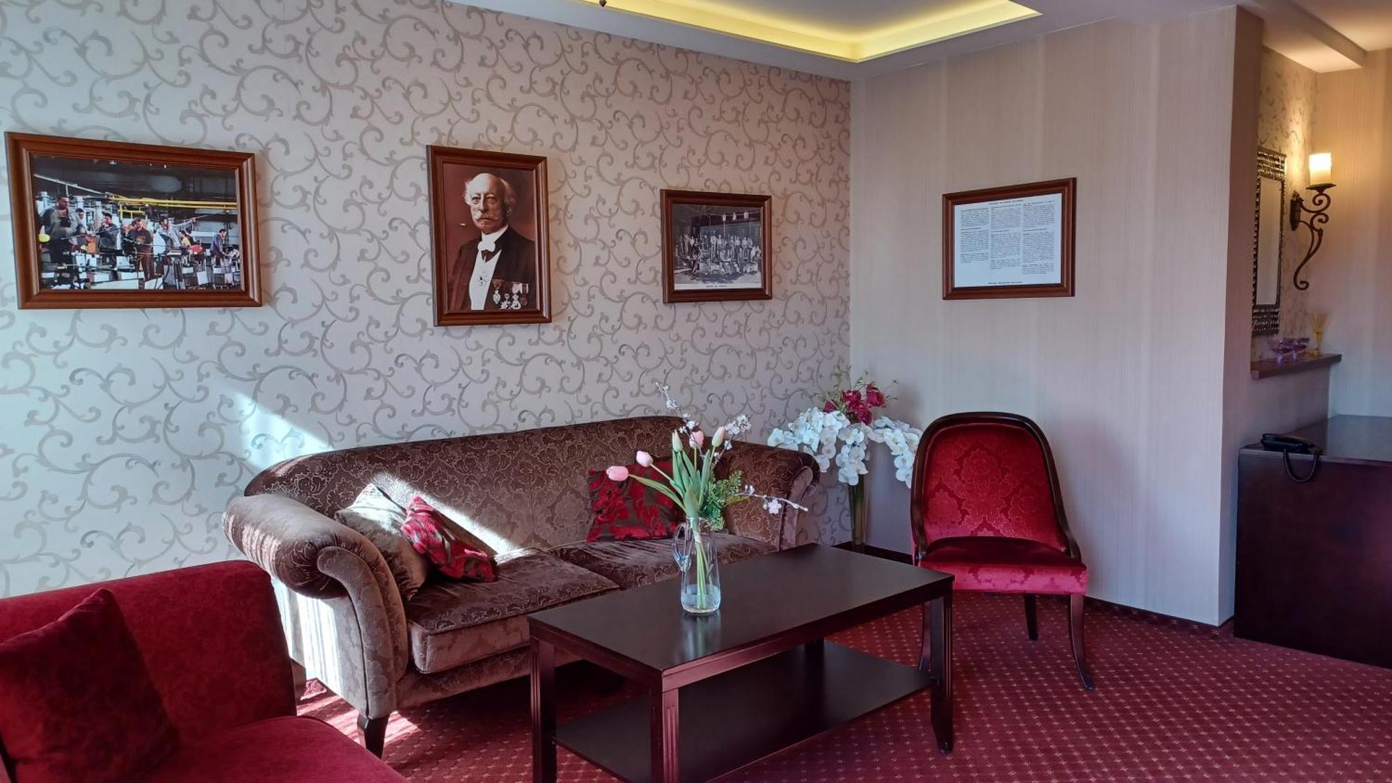 Hotel Dvorana Karlowe Wary Zewnętrze zdjęcie