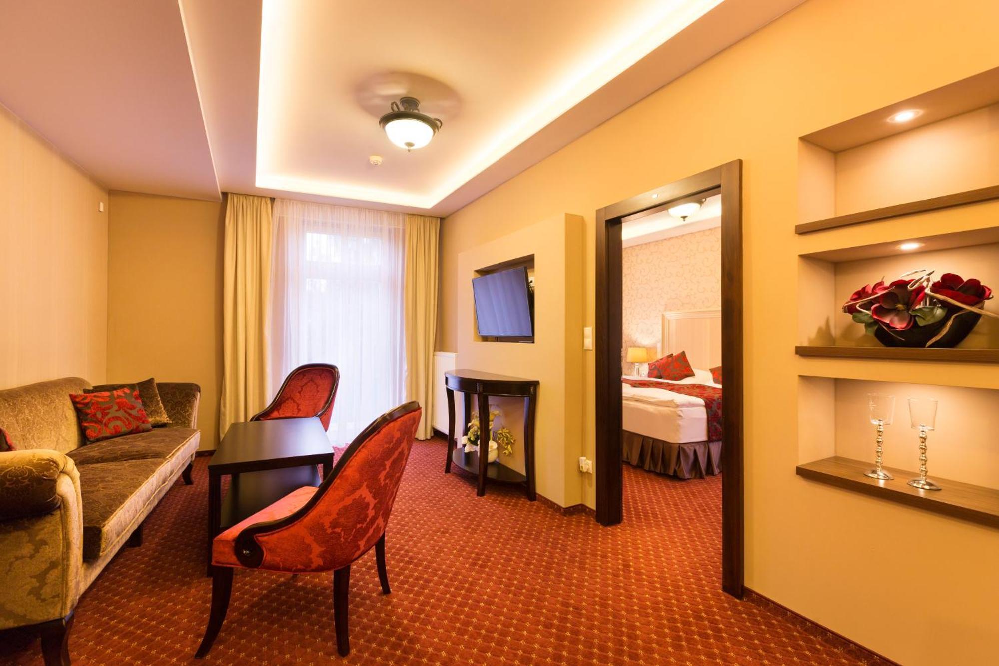 Hotel Dvorana Karlowe Wary Zewnętrze zdjęcie