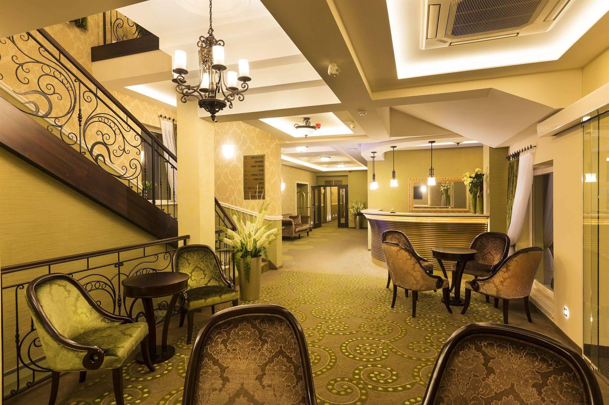 Hotel Dvorana Karlowe Wary Zewnętrze zdjęcie