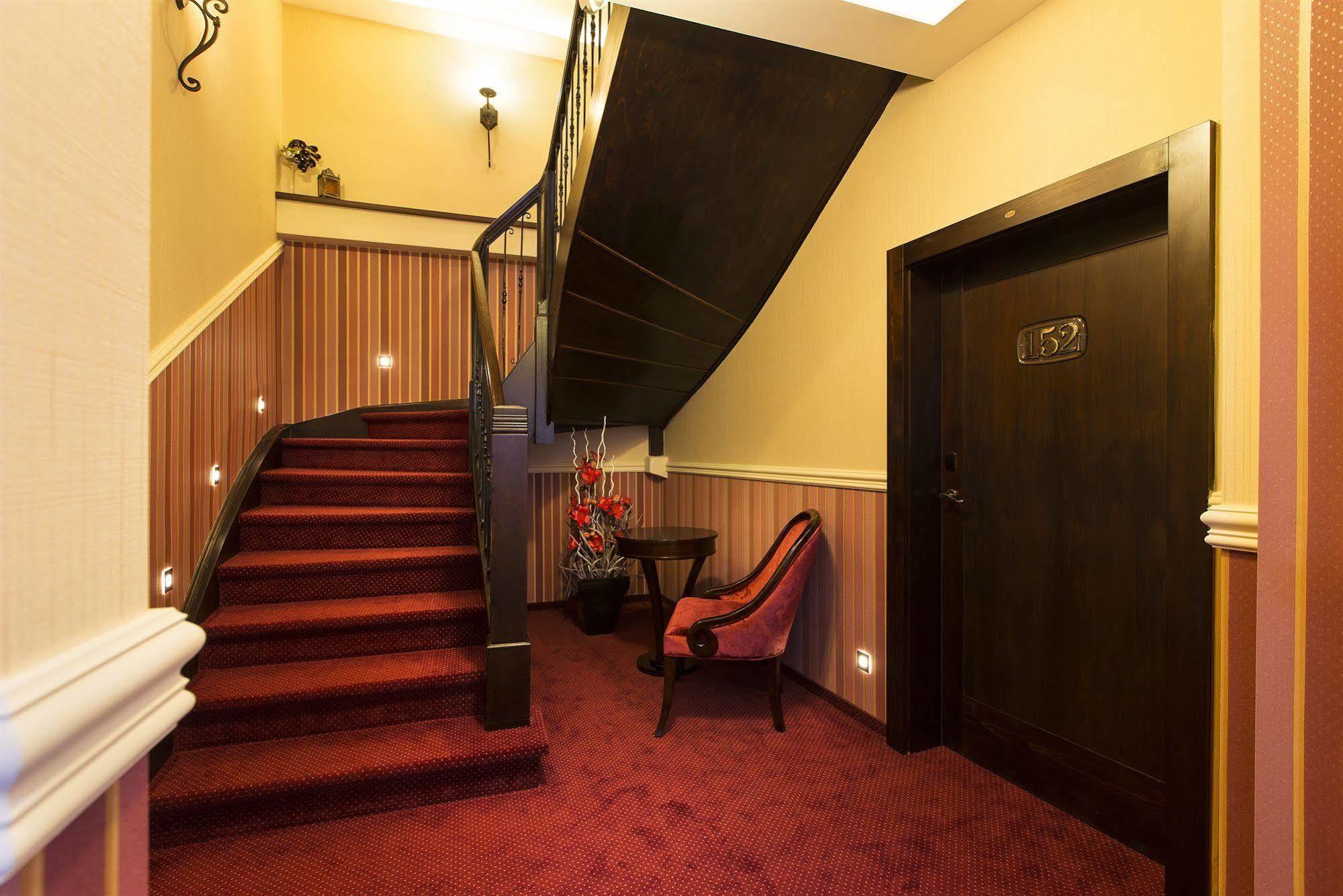 Hotel Dvorana Karlowe Wary Zewnętrze zdjęcie