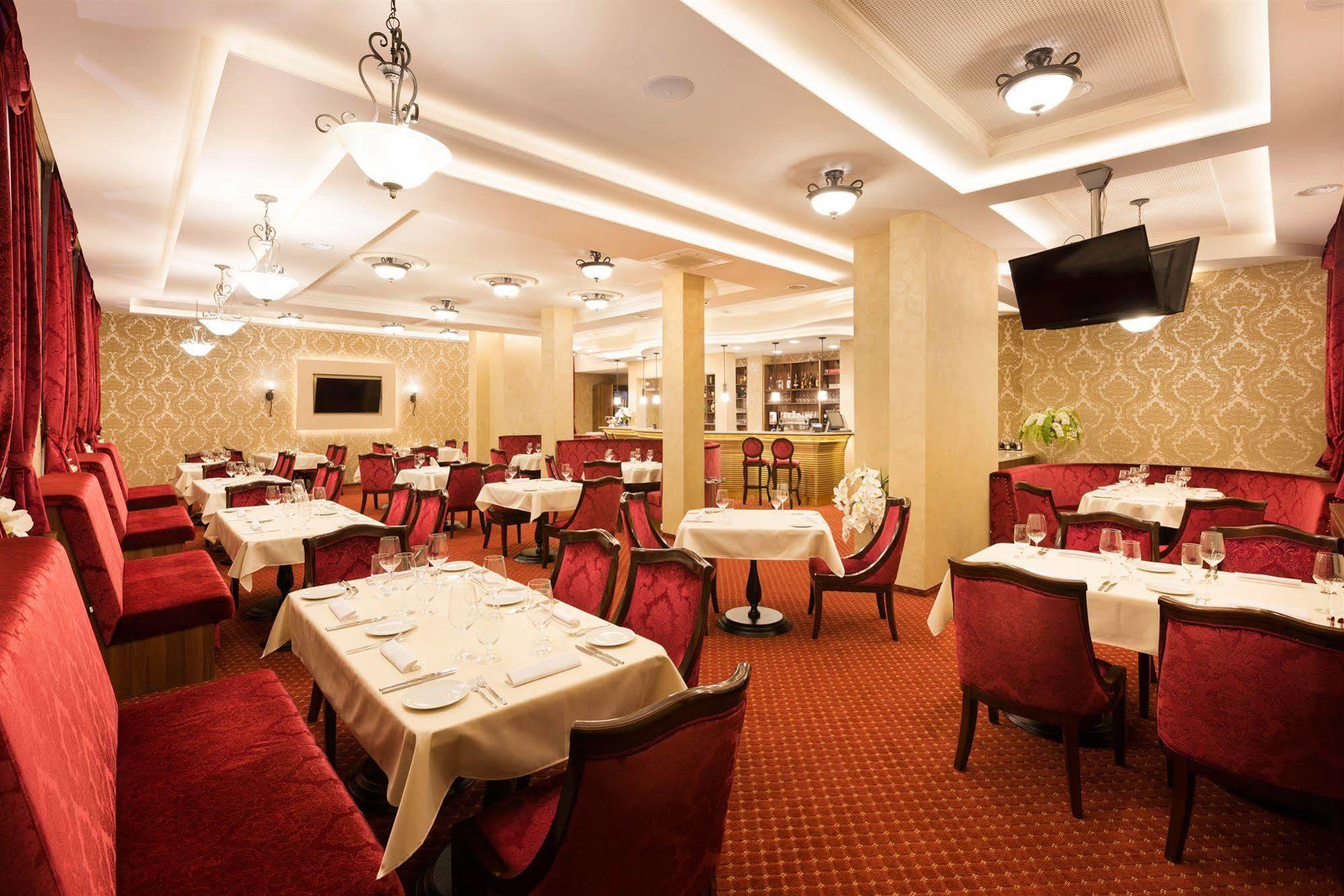 Hotel Dvorana Karlowe Wary Zewnętrze zdjęcie
