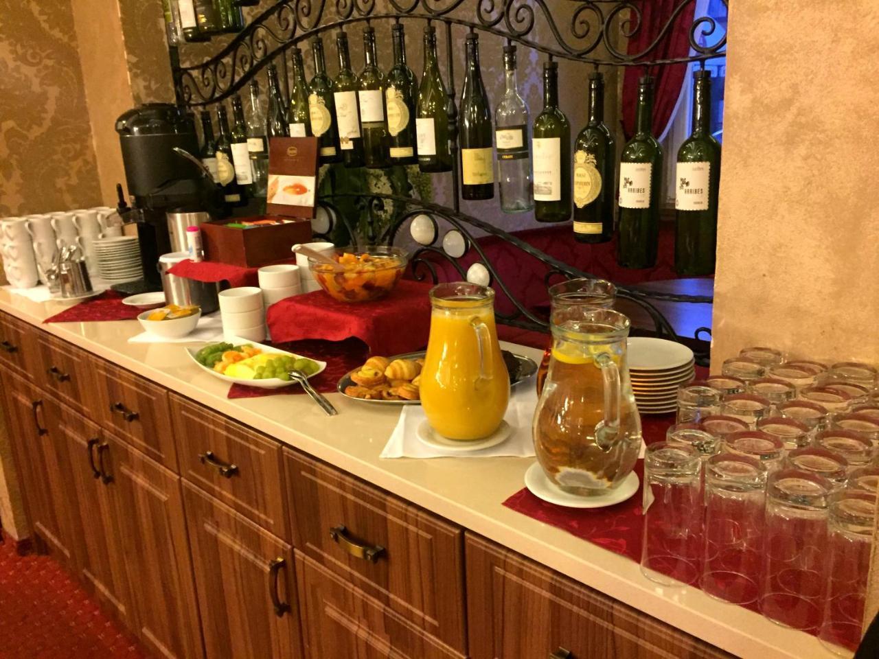 Hotel Dvorana Karlowe Wary Zewnętrze zdjęcie