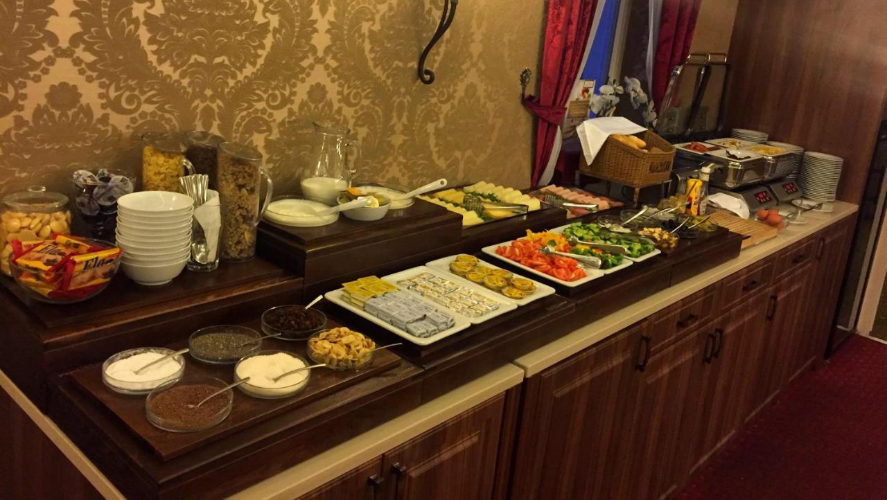 Hotel Dvorana Karlowe Wary Zewnętrze zdjęcie