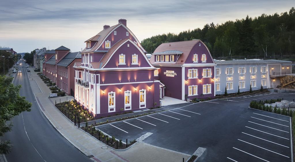 Hotel Dvorana Karlowe Wary Zewnętrze zdjęcie